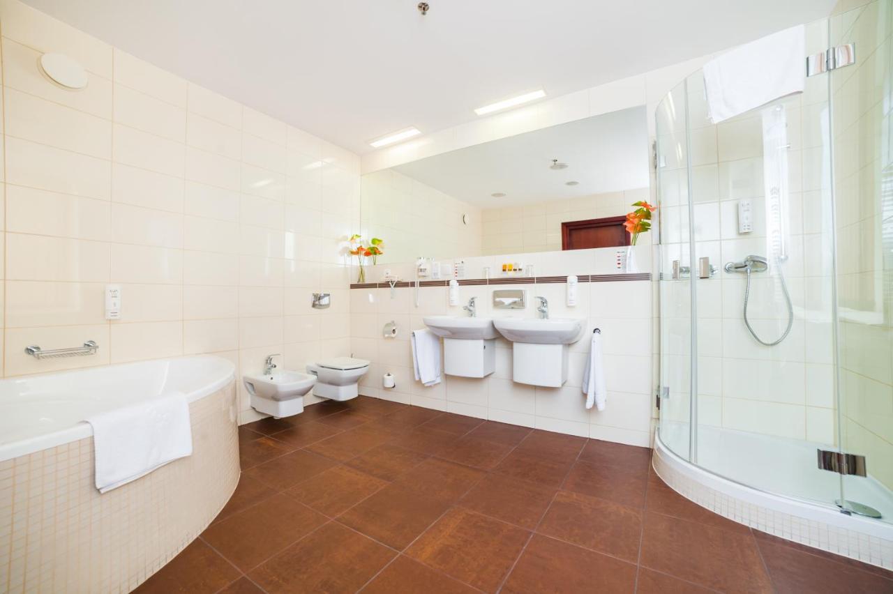 Premier Krakow Hotel Ngoại thất bức ảnh